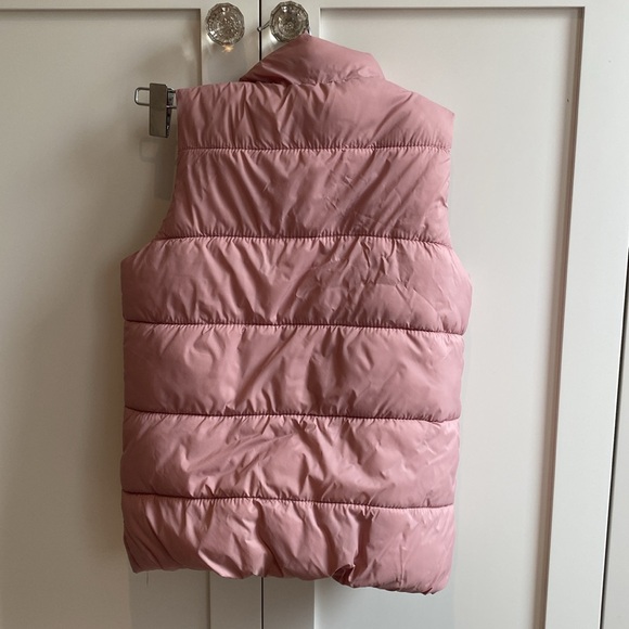 Old Navy puffer vest - Picture 2 of 4